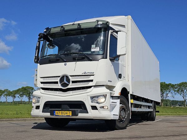 Mercedes-Benz ANTOS 1827 TYPE: 2027