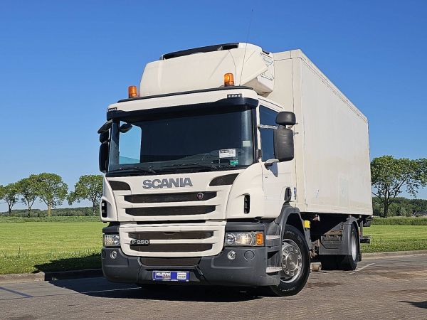 Scania P250 CARRIER LIFT 286TKM